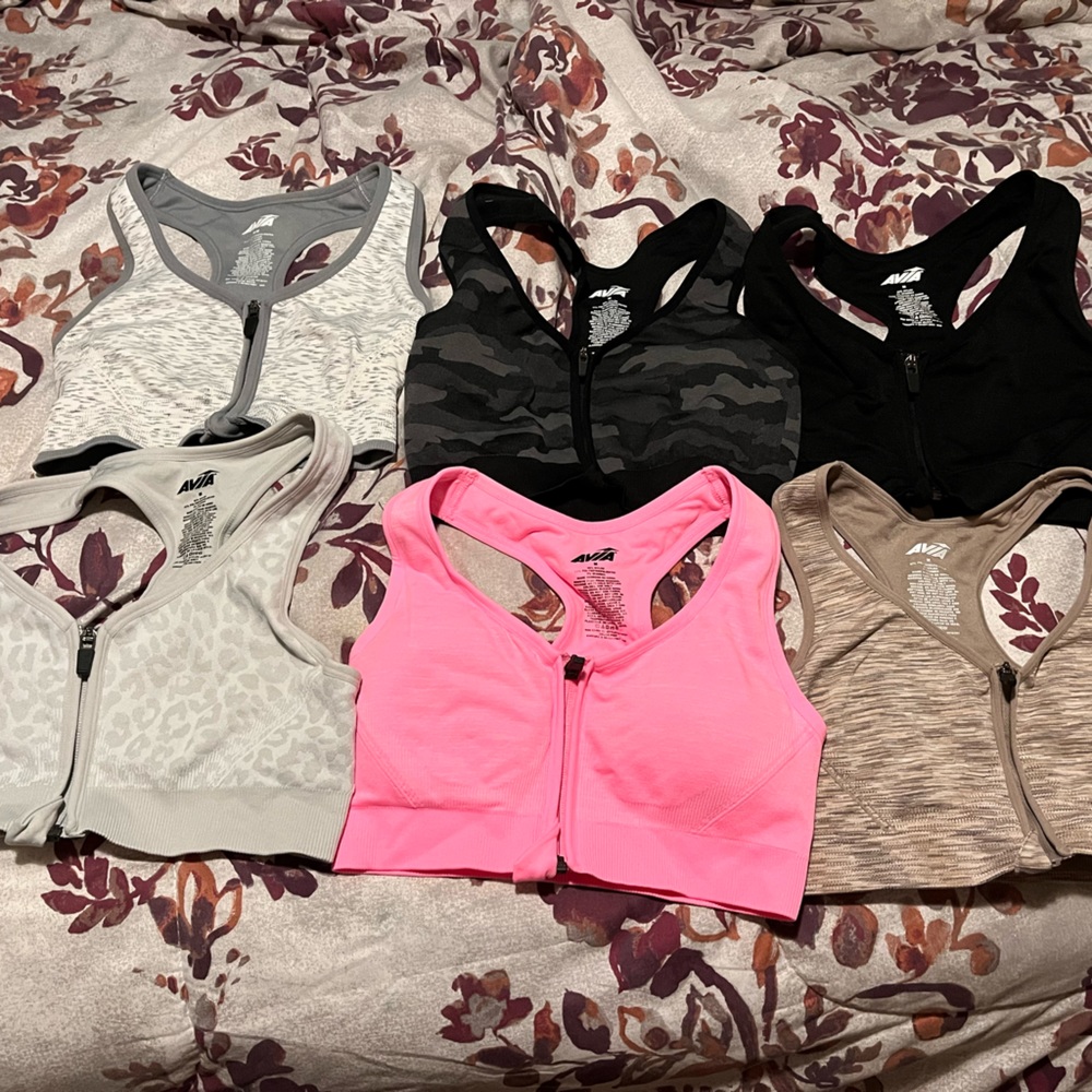 Avia Zip Up Sports Bras Size Medium